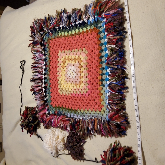 Pet Throw N String Balls - Picture 2 of 5